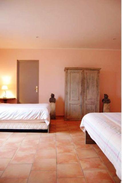 Hotel Le Relais Du Luberon Maubec  Номер фото